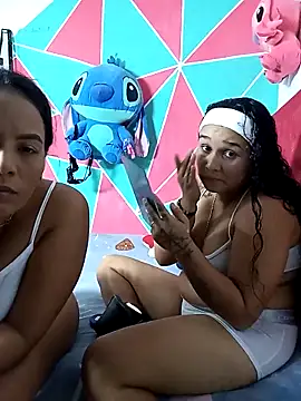Dark Honey Duo online show from May 13, 3:45 am