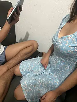 Melissatorress online show from April 22, 7:38 am