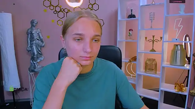 ollivia dream online show from July 1, 5:51 am