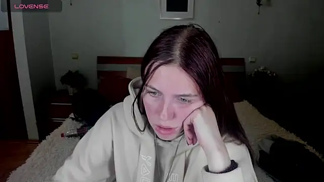 MaryRapunzel online show from May 6, 8:24 pm