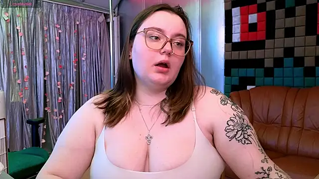 CatherineClaire online show from May 30, 4:48 pm