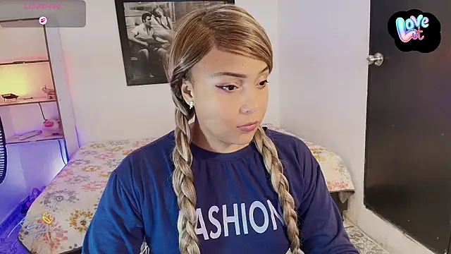  eilish  online show from April 29, 8:03 pm