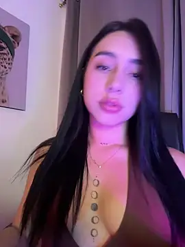 IsabellaNoir  online show from May 13, 11:43 pm