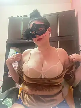 gattitta29 online show from May 28, 3:32 pm