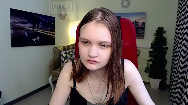  donnaSia  online show from April 28, 11:47 am