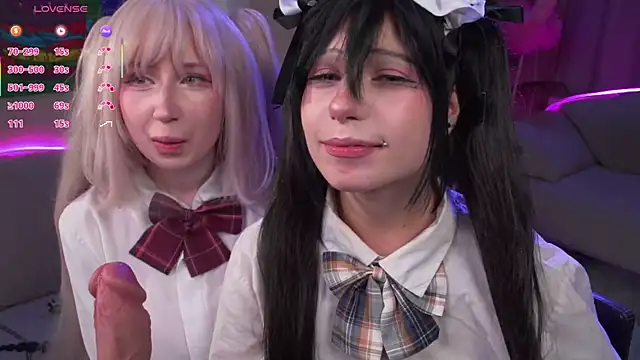 CosplayDream online show from May 8, 9:05 pm