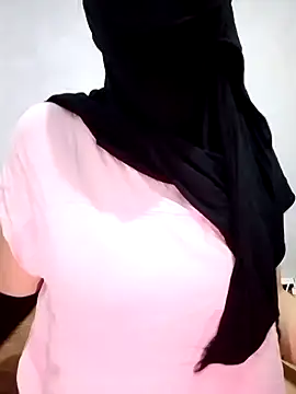 Narjiss Dalaa online show from June 8, 11:26 pm