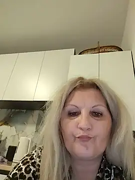 Divineblond online show from February 16, 10:20 pm