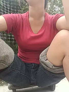 Rosie LoveUU online show from May 24, 10:36 am