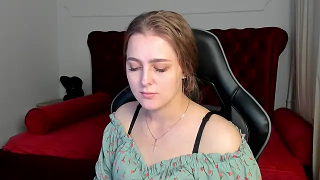 EllaBells online show from May 11, 5:09 am