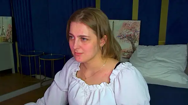 EllaBells online show from May 5, 10:18 am