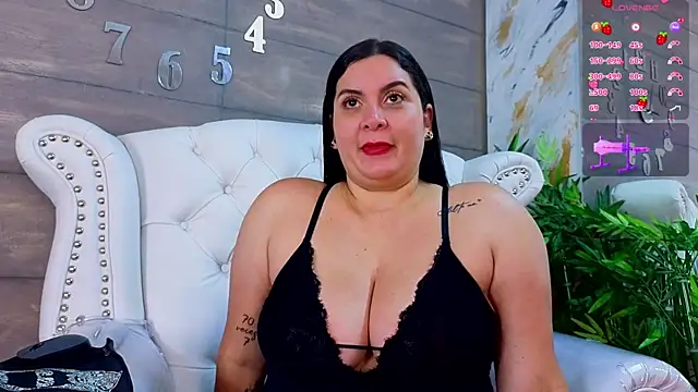 RachelCarlton online show from May 21, 11:52 am