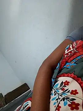 Tamil Hot HoneyBee online show from June 9, 3:06 am