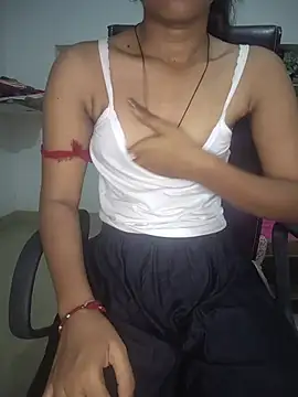 ESHA-LOVE online show from May 27, 1:16 am