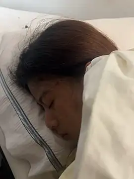 amy-0099 online show from April 27, 5:37 am