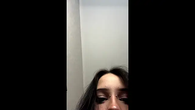 LouisePavlides online show from May 17, 12:37 pm