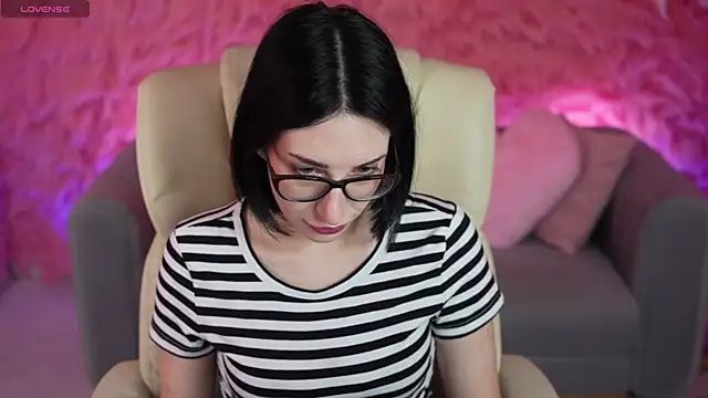 KettyFlo online show from April 27, 6:16 pm