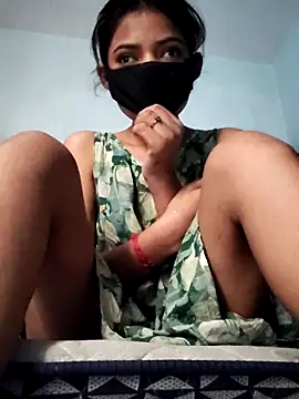 Aaliya-- online show from April 26, 7:50 am