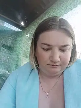 MiyaOlliver online show from May 21, 4:27 pm