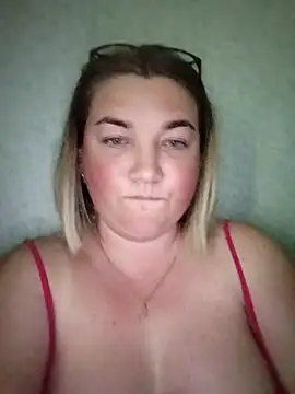 MiyaOlliver online show from May 11, 11:12 am