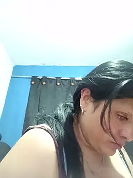 Samantha Kieran online show from May 24, 2:43 am