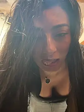 IsabellaMariet online show from July 20, 2:30 pm