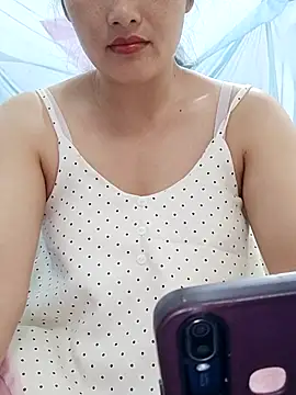 Lyo9-8 online show from May 2, 4:27 am