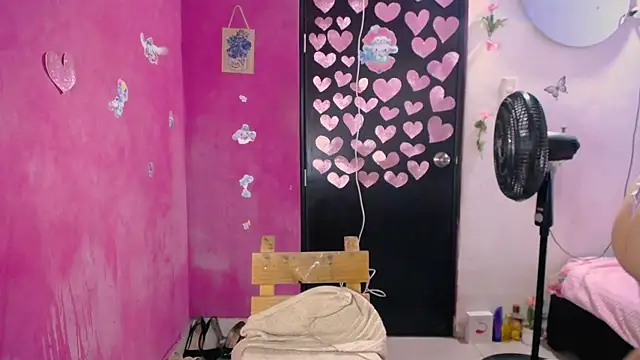 Kiara tits online show from July 16, 1:43 am