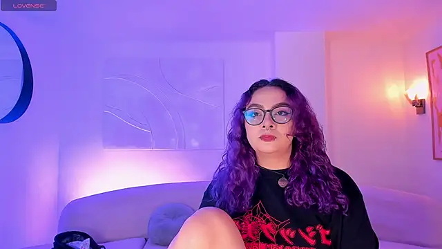 LoiseHarper online show from June 2, 2:34 am