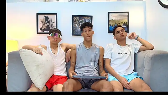 RED BOYS XXX online show from June 11, 1:30 pm