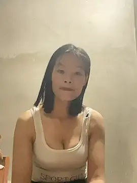 Zuzu sexy online show from May 26, 8:02 am