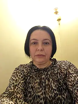 EmmaEmmy40 online show from May 2, 6:11 pm