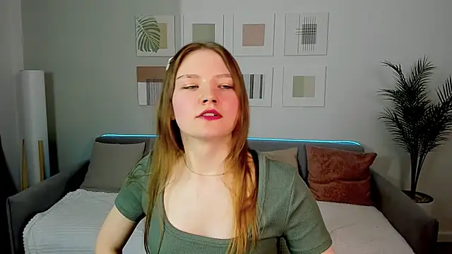 LookEva online show from May 3, 8:07 am