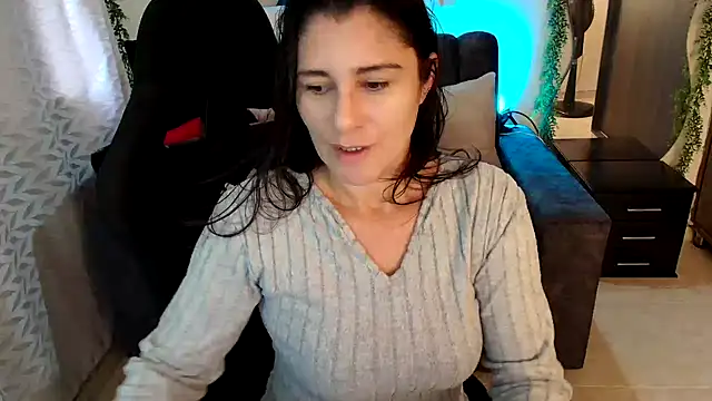 LUCYMILF SEXY online show from June 8, 4:08 pm
