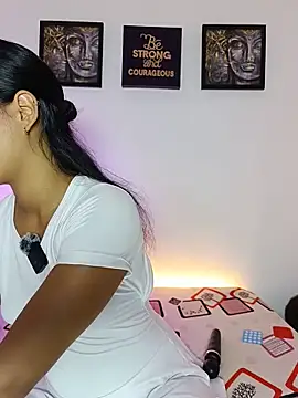 Raven stonee01 online show from June 5, 1:31 am