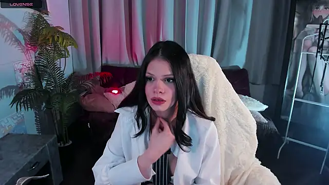 MaddyFever online show from June 6, 7:03 am