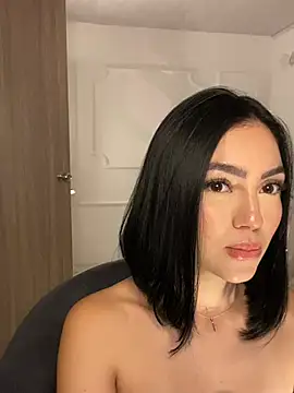 Violet Harmon  online show from May 21, 10:13 am