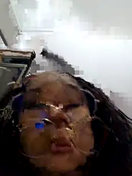 babyangel2002 online show from May 10, 10:34 pm