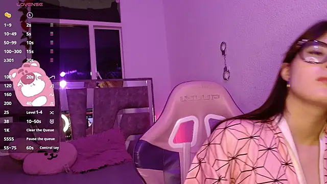 Destiny A online show from June 13, 12:24 pm