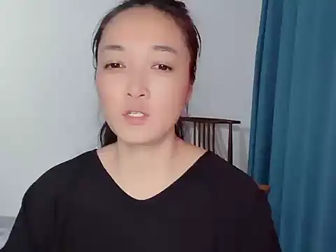 ZZXXMM520 online show from May 5, 9:56 am