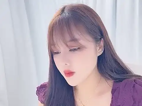 Qingqing19 online show from June 3, 3:18 am