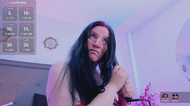 CloeMature online show from June 11, 2:53 am