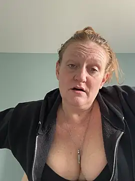 Kellilyn10 online show from June 4, 7:29 pm