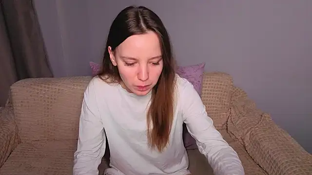 lolytaberry online show from June 9, 1:49 am
