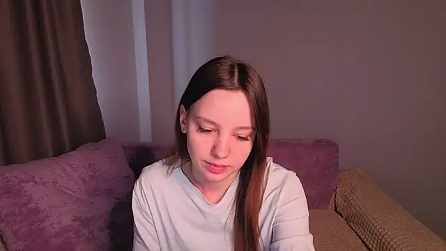 lolytaberry online show from May 16, 1:19 am