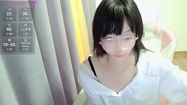 Ooo-Lola online show from May 7, 11:52 pm