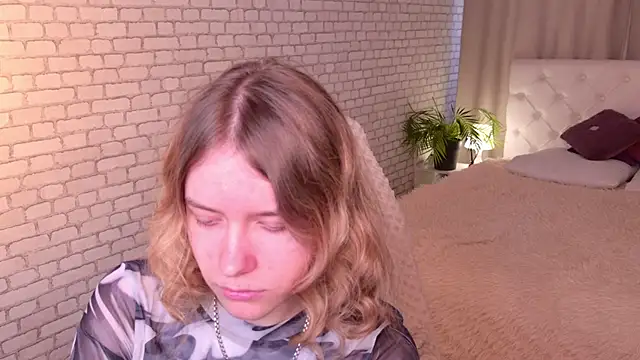 MilanaRayy online show from June 20, 5:11 am
