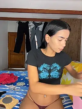 Melissa Rendon online show from June 30, 6:07 pm