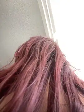 EveRave Pink online show from June 20, 5:38 pm
