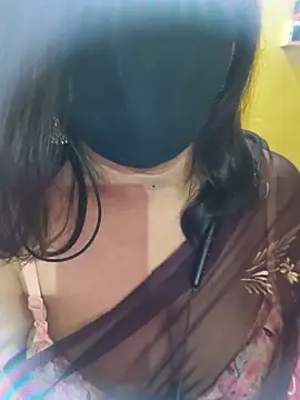 Anu2912 online show from June 14, 7:25 pm